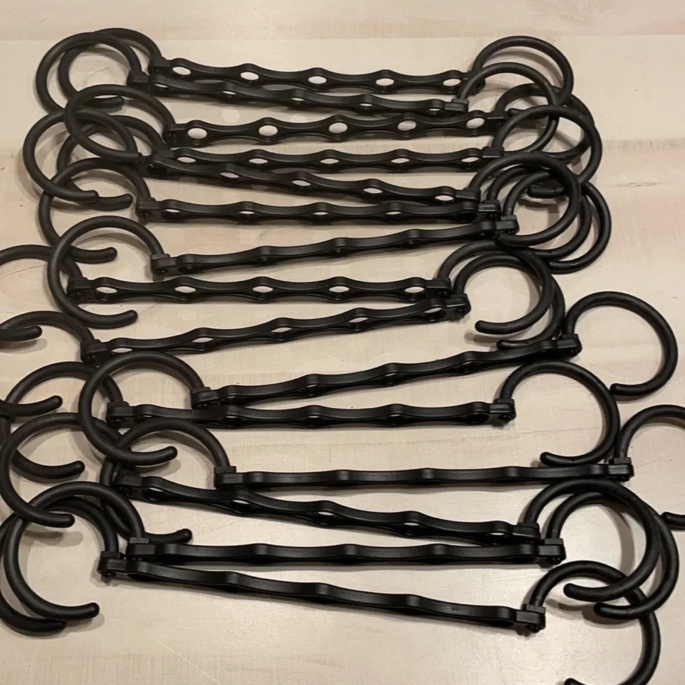 15 Magic Hangers
